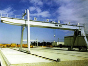 屋外資材、製品置場